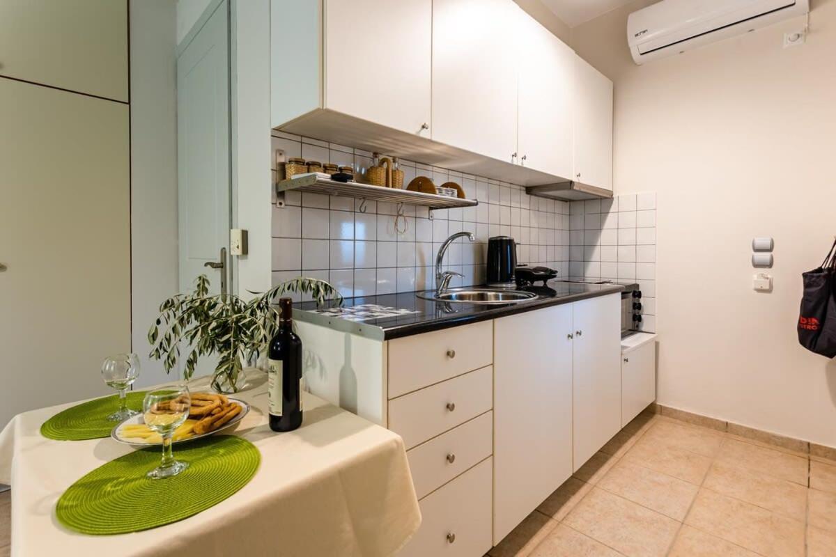 Kitries Summer Getaway - Eden Seaside Suite Kitriai Bagian luar foto