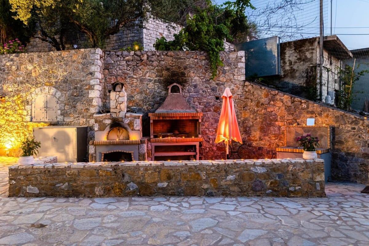 Kitries Summer Getaway - Eden Seaside Suite Kitriai Bagian luar foto
